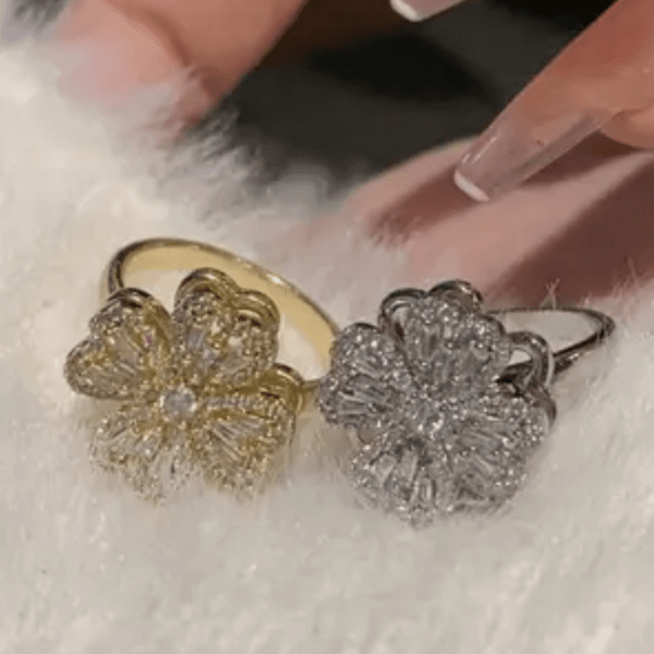 Rotating Flower🌸 Ring - Image 3